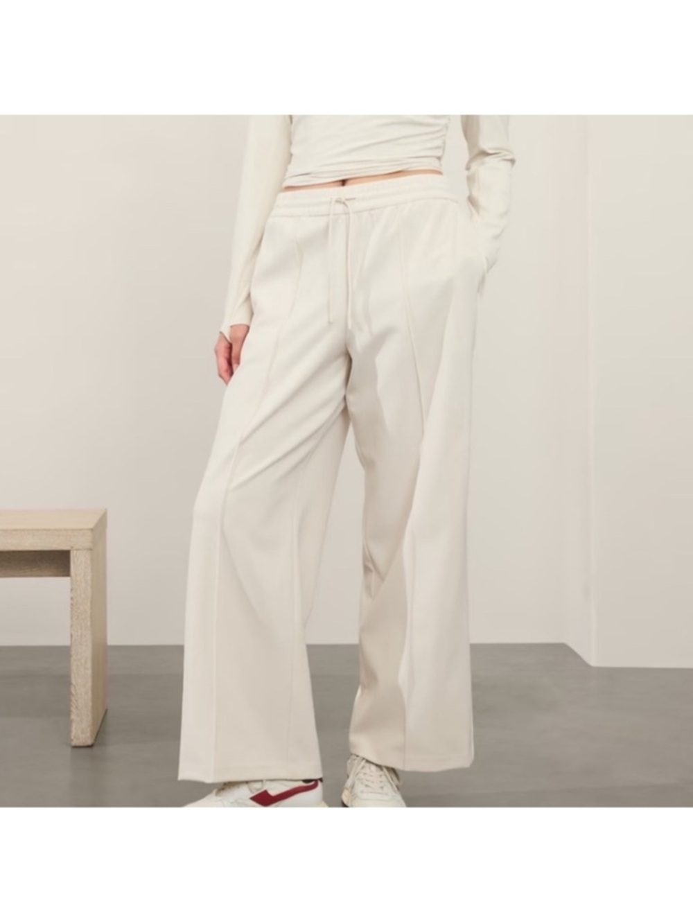 Athleta Cream Wide Leg Drawstring Pants